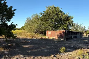 8293 County Rd 3420, Lampasas, TX 76550 - Photo 9