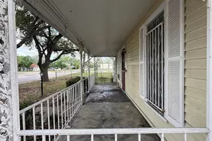 1404 N Wheeler, Victoria, TX 77901 - Photo 3