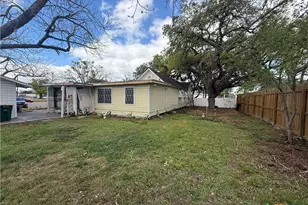1404 N Wheeler, Victoria, TX 77901 - Photo 9