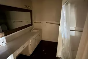 1404 N Wheeler, Victoria, TX 77901 - Photo 15