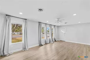 3109 N Main St, Victoria, TX 77901 - Photo 21