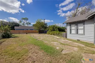 3109 N Main St, Victoria, TX 77901 - Photo 25