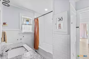 3109 N Main St, Victoria, TX 77901 - Photo 17