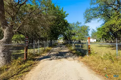 12218 W Adams Avenue, Belton, TX 76513 - Photo 1