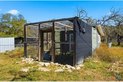 12218 W Adams Avenue, Belton, TX 76513 - Photo 13