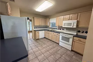 4403 Oak Vista Cir, Killeen, TX 76542 - Photo 7