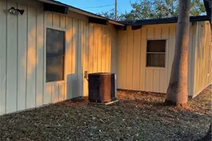 407 Wisteria Ave, Victoria, TX 77901 - Photo 25