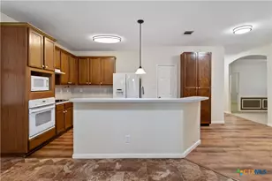 211 Blair Pl, New Braunfels, TX 78130 - Photo 9