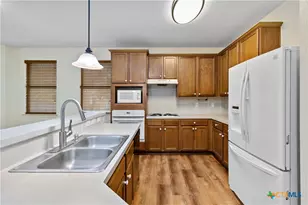 211 Blair Pl, New Braunfels, TX 78130 - Photo 11