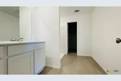 1122 Campbellton Drive, Bells, TX 76504 - Photo 11