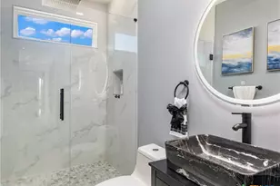 629 Lake Island Dr, Canyon Lake, TX 78133 - Photo 19