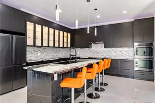 629 Lake Island Dr, Canyon Lake, TX 78133 - Photo 9