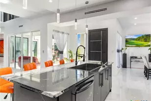 629 Lake Island Dr, Canyon Lake, TX 78133 - Photo 11