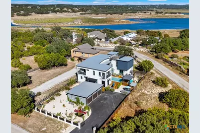 629 Lake Island Drive, Canyon Lake, TX 78133 - Photo 3