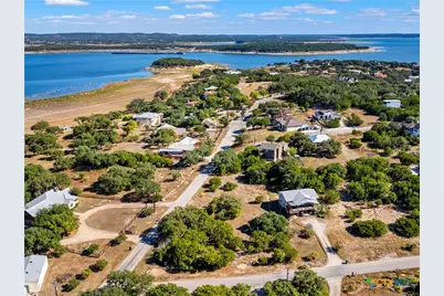 826 Lake Island Drive, Canyon Lake, TX 78133 - Photo 13