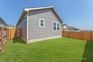 743 Langston Ln, New Braunfels, TX 78130 - Photo 31