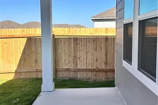 124 Parrigin Cv, San Marcos, TX 78666 - Photo 33