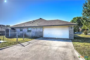 2305 Breeze Way Ln, Temple, TX 76502 - Photo 3
