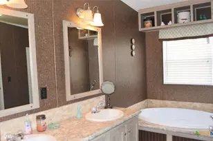 5570 Blackhill Rd, Floresville, TX 78114 - Photo 15