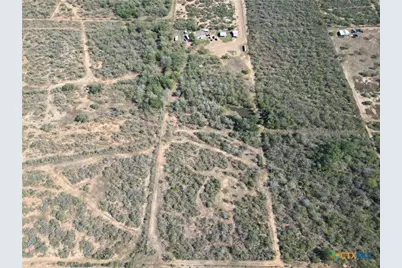 5570 Blackhill Road, Floresville, TX 78114 - Photo 19