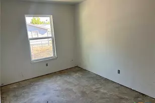 601 S Davis St, Belton, TX 76513 - Photo 5