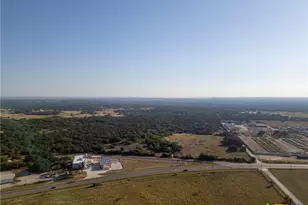 112 Loop 308, Briggs, TX 78608 - Photo 3