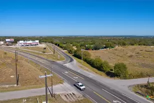 112 Loop 308, Briggs, TX 78608 - Photo 33