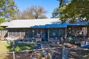 112 Loop 308, Briggs, TX 78608 - Photo 37