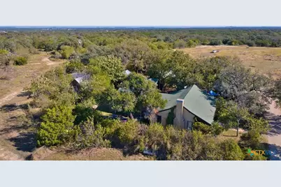 112 Loop 308, Briggs, TX 78608 - Photo 35