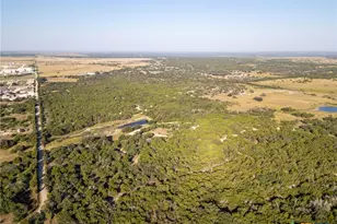 112 Loop 308, Briggs, TX 78608 - Photo 11