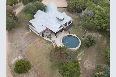 430 Supple Drive, Lampasas, TX 76550 - Photo 1
