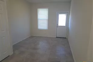 874 Crested Iris, New Braunfels, TX 78130 - Photo 3