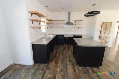 536 E Third Street, Hico, TX 76457 - Photo 9