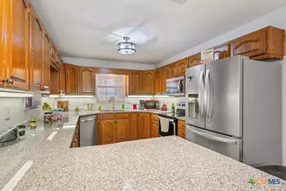 8 W Aztec Lane, Belton, TX 76513 - Photo 15