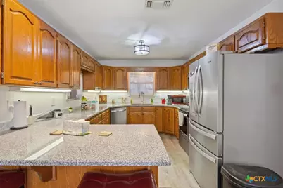 8 W Aztec Lane, Belton, TX 76513 - Photo 17