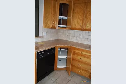 5209 Foxhill Road, Temple, TX 76502 - Photo 13