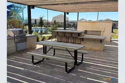 5739 Alope Way, Seguin, TX 78155 - Photo 9