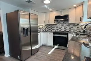 8 Marshall Rd, Port Lavaca, TX 77979 - Photo 11