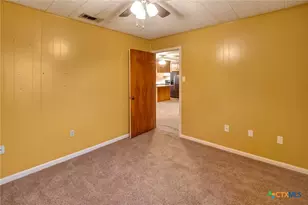 205 Lariat Ln, Victoria, TX 77901 - Photo 17