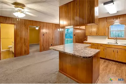 205 Lariat Lane, Victoria, TX 77901 - Photo 7