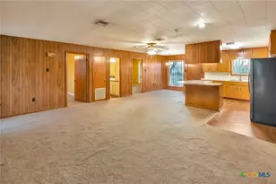 205 Lariat Ln, Victoria, TX 77901 - Photo 11