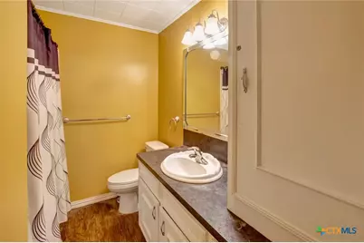 205 Lariat Lane, Victoria, TX 77901 - Photo 19