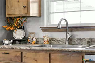 302 County Rd 422, Bartlett, TX 76511 - Photo 21