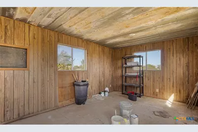 302 County Road 422, Bartlett, TX 76511 - Photo 31