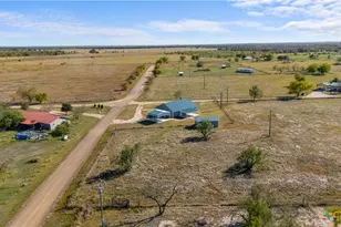 302 County Rd 422, Bartlett, TX 76511 - Photo 35