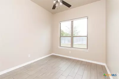 717 Holstein Drive, Belton, TX 76513 - Photo 9