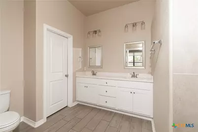 717 Holstein Drive, Belton, TX 76513 - Photo 15