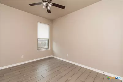 717 Holstein Drive, Belton, TX 76513 - Photo 17