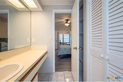 210 Oak Bay #403, Rockport, TX 78382 - Photo 27