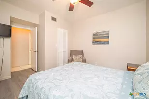 210 Oak Bay, Rockport, TX 78382 - Photo 17